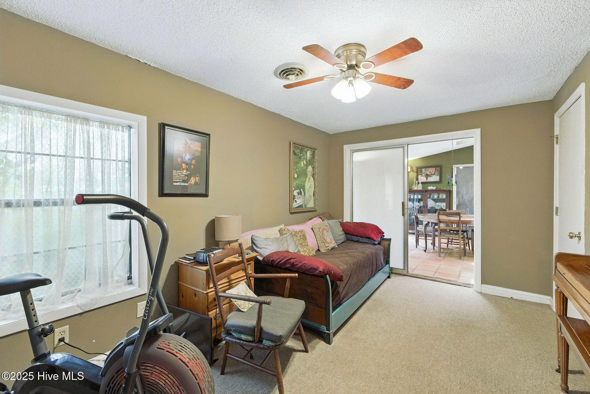 Carlton Ave, Wilmington, NC 28403