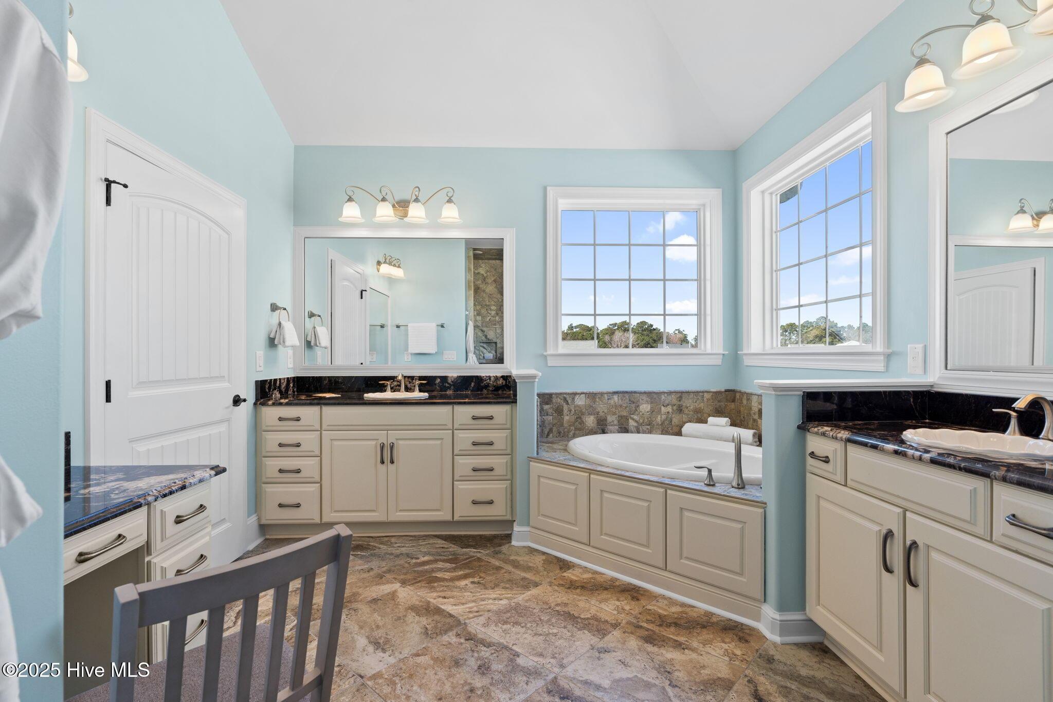 Long Bay Dr Se, Southport, NC 28461