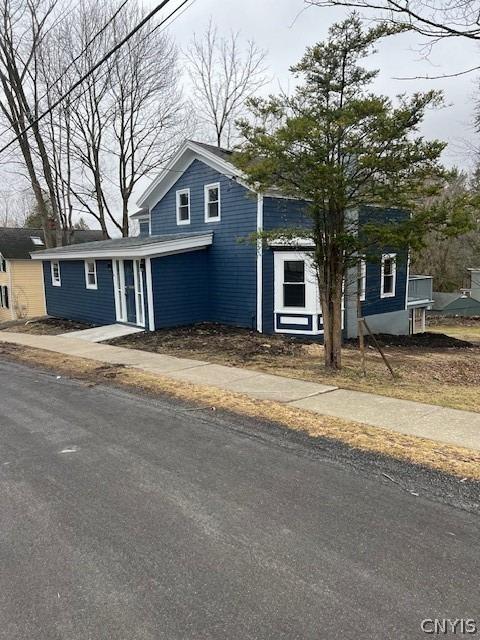 Corwin St, Cazenovia, NY 13035