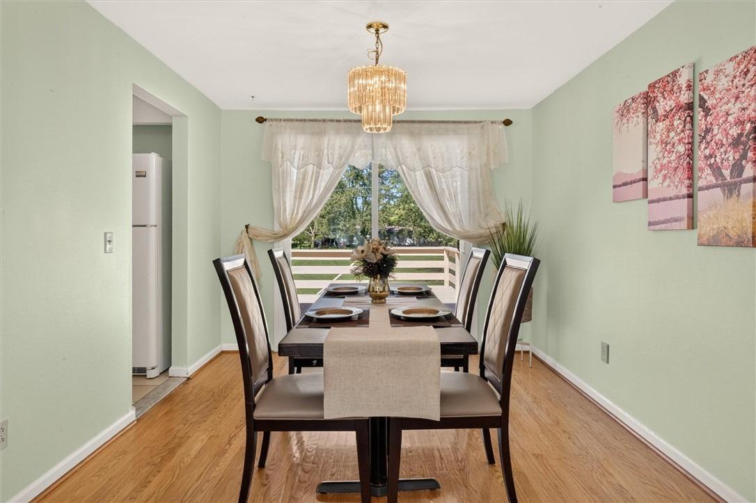 Kathy Dr, Pittsford, NY 14534