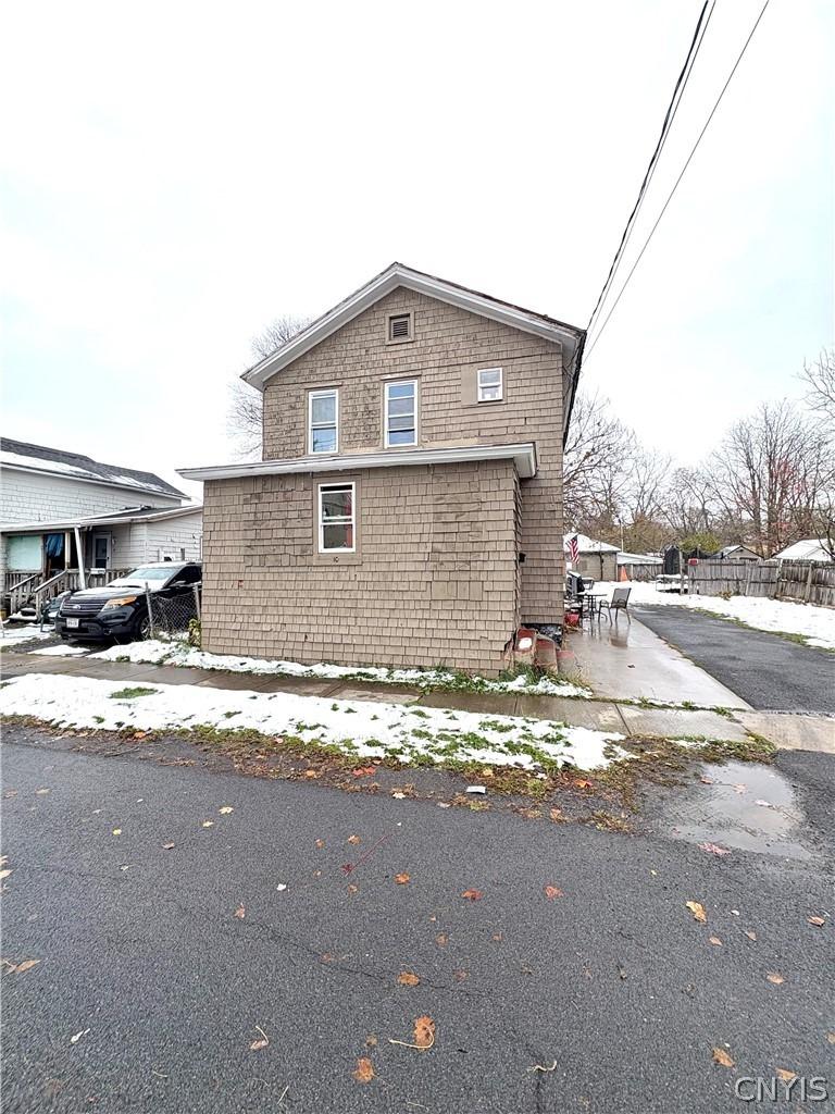 Rock Ave, Auburn, NY 13021
