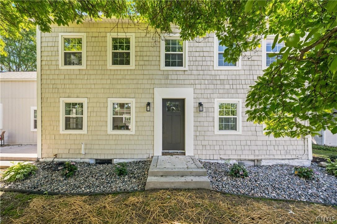 Young Rd, Syracuse, NY 13215