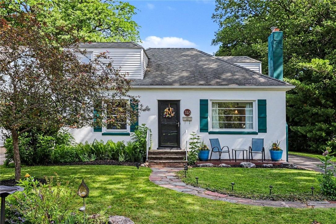 Eaton Rd, Rochester, NY 14617