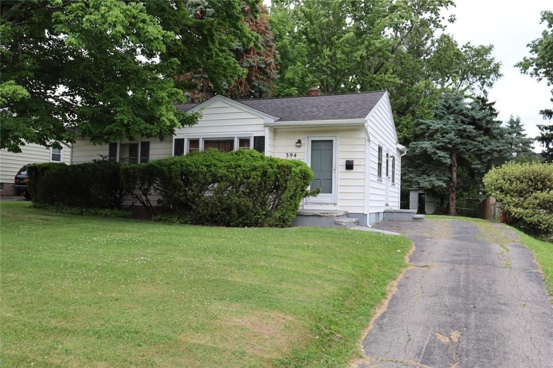 Pattonwood Dr, Rochester, NY 14617