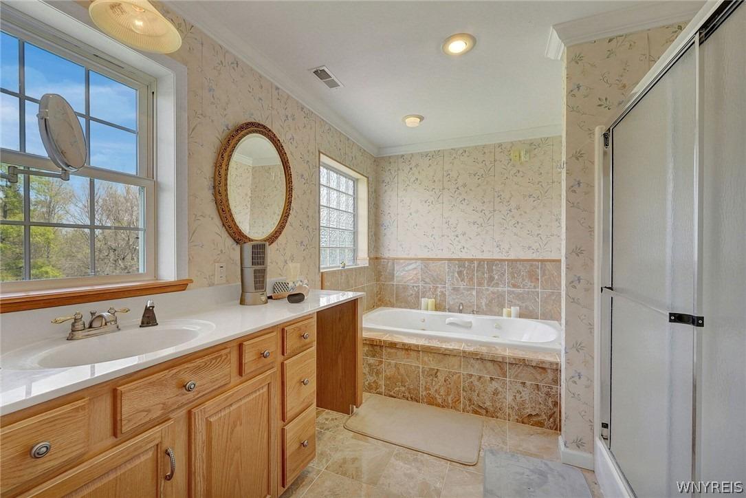 Fairview Ln, Great Valley, NY 14741