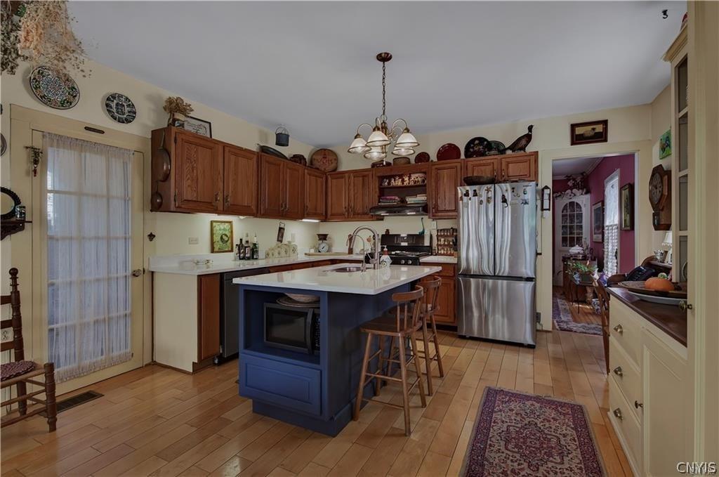 Williams St, Clinton, NY 13323