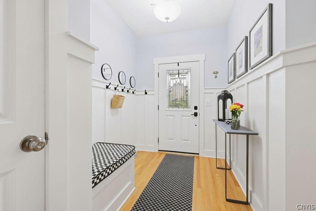 Fenimore Ct, Liverpool, NY 13090