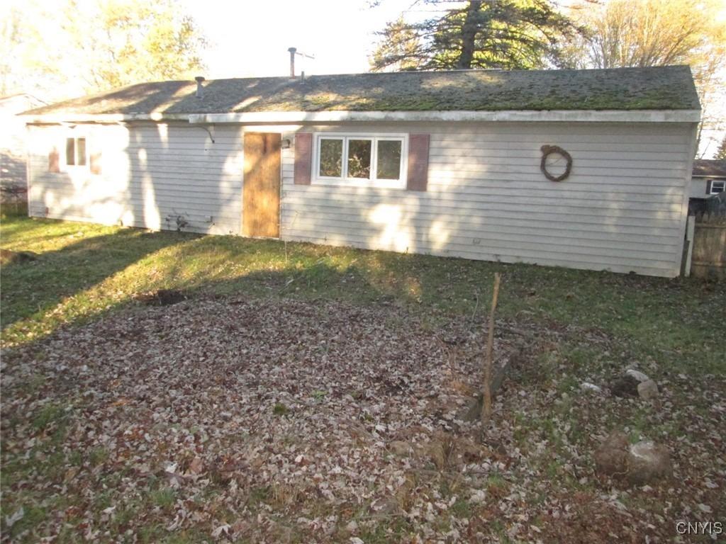 Rinaldo Blvd E, Bridgeport, NY 13030