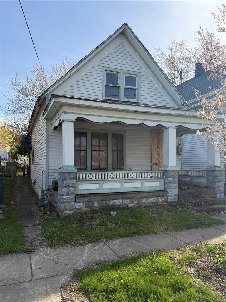 Perry St, Buffalo, NY 14210