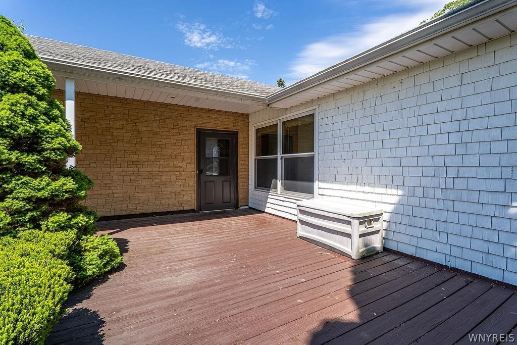 Somerset Dr, Barker, NY 14012