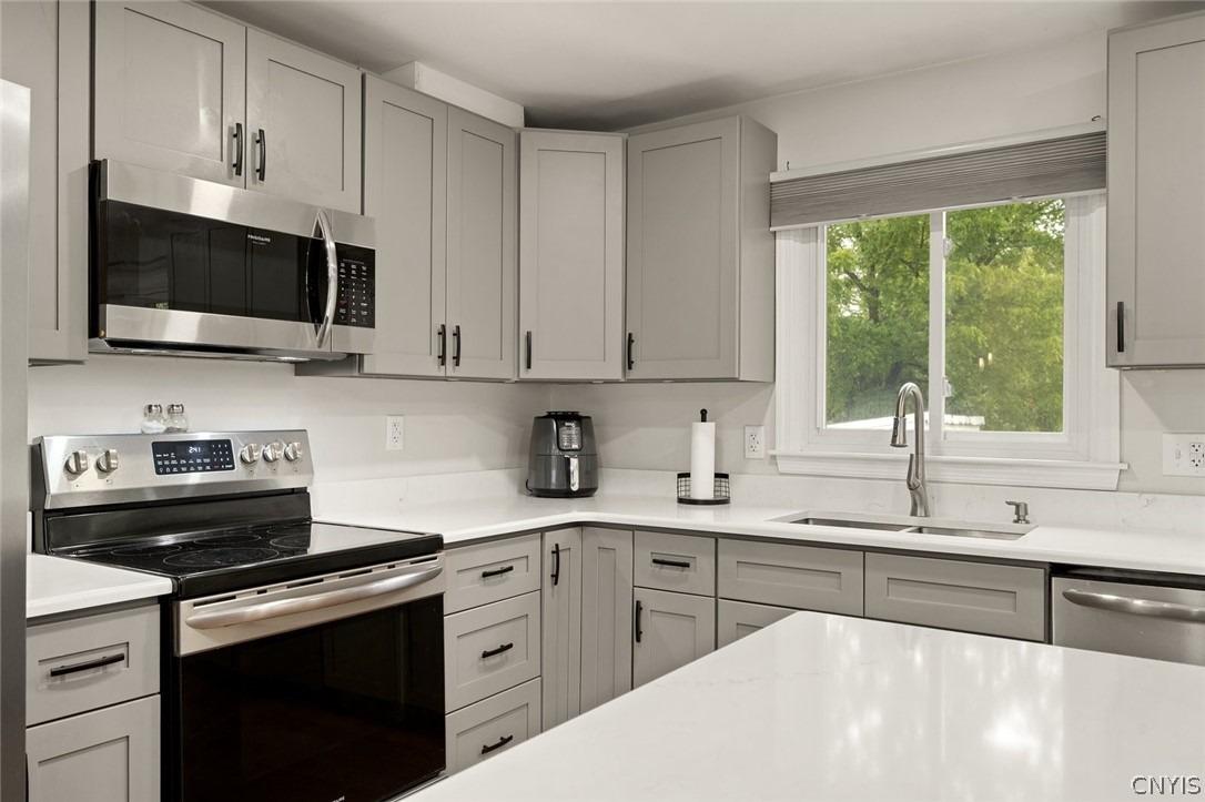Pepper Ave, Rome, NY 13440