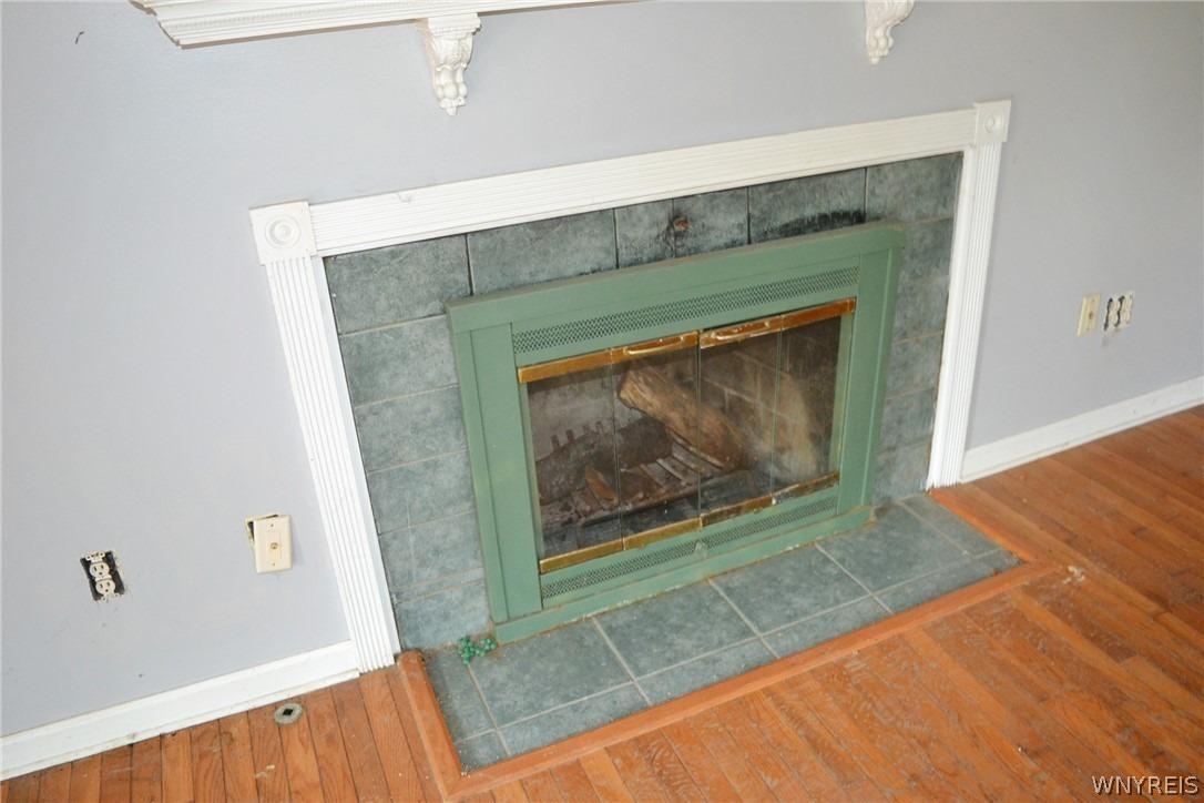 Cameron Dr, Buffalo, NY 14221