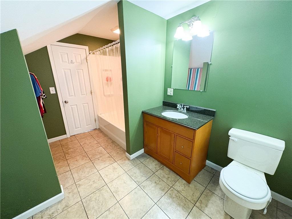Bancroft Dr, Rochester, NY 14616