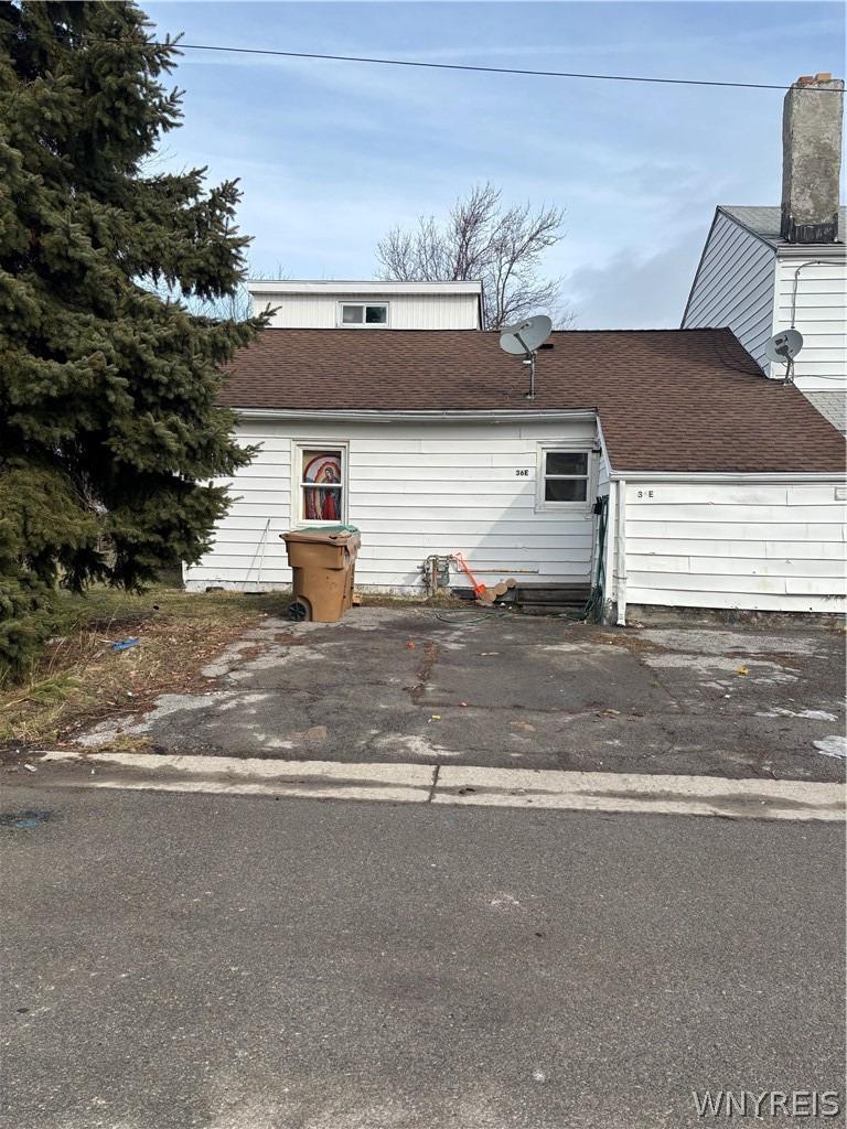 Glenwood Ct, Buffalo, NY 14225