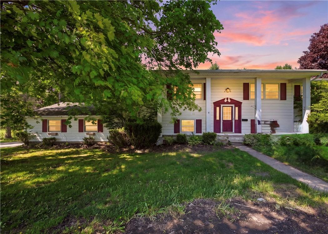 Broadway St, Oakfield, NY 14125