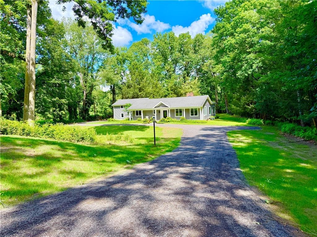 Crescent Hill Rd, Pittsford, NY 14534