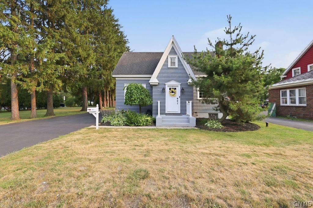 W Taft Rd, Syracuse, NY 13212