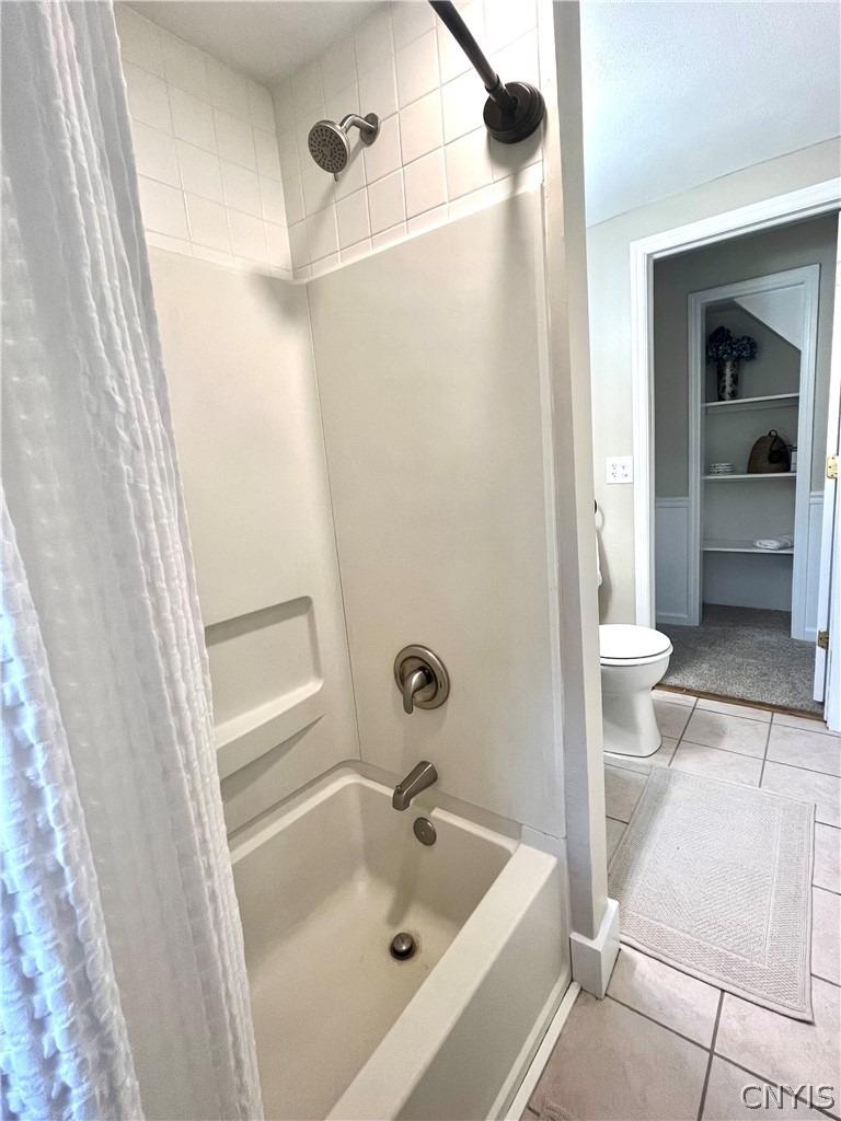 Silver Ave, Auburn, NY 13021