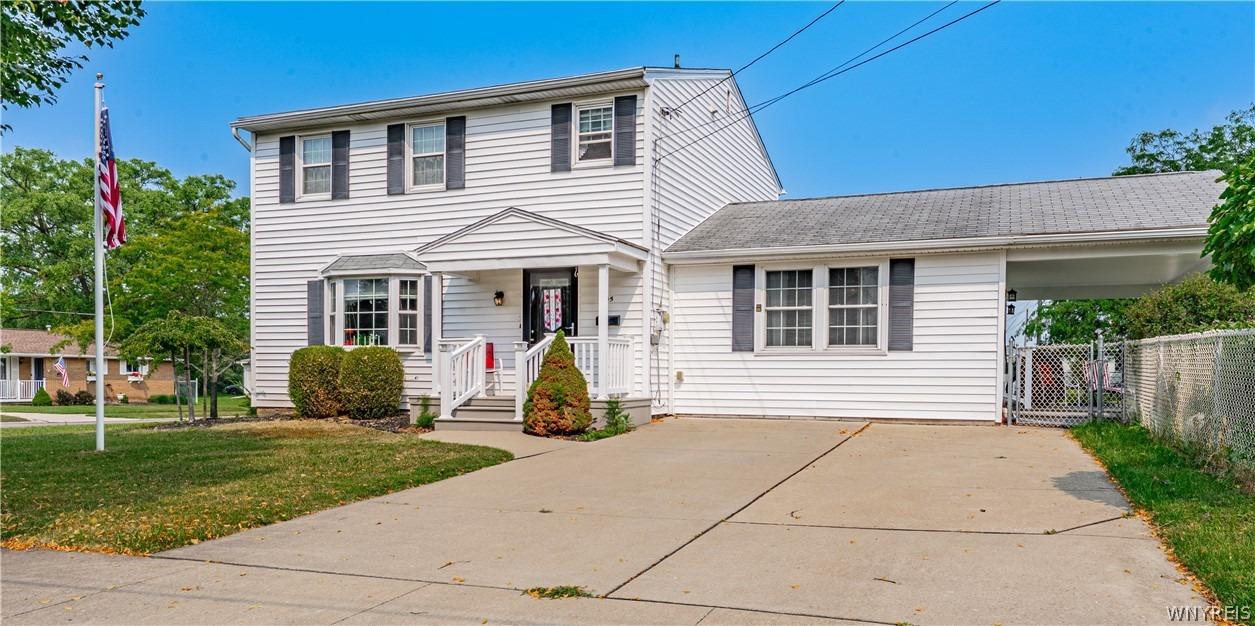 Duffy Dr, Tonawanda, NY 14150