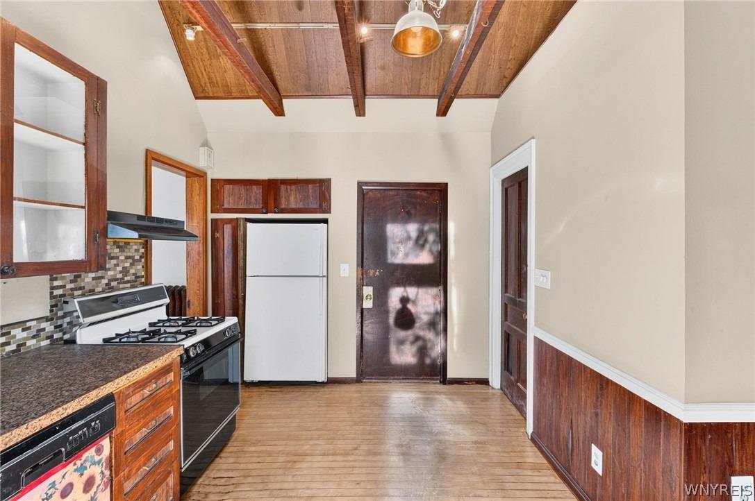Nash Rd, North Tonawanda, NY 14120