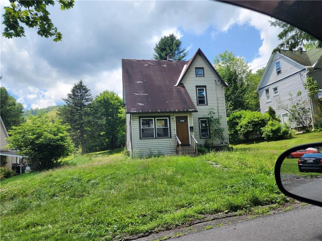 Munn St, Walton, NY 13856