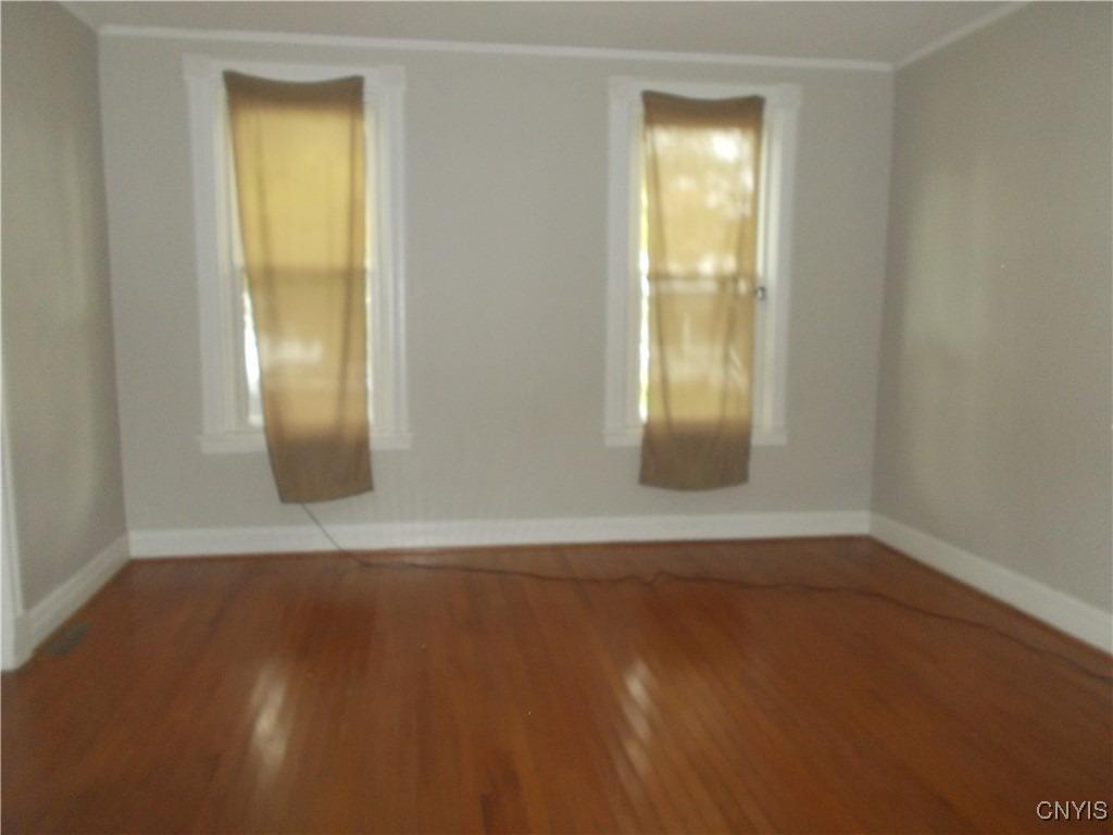 Varick St, Oswego, NY 13126