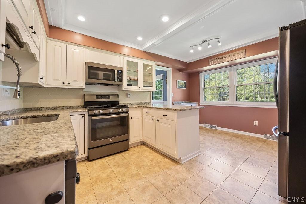 N Lake Rd, Cazenovia, NY 13035