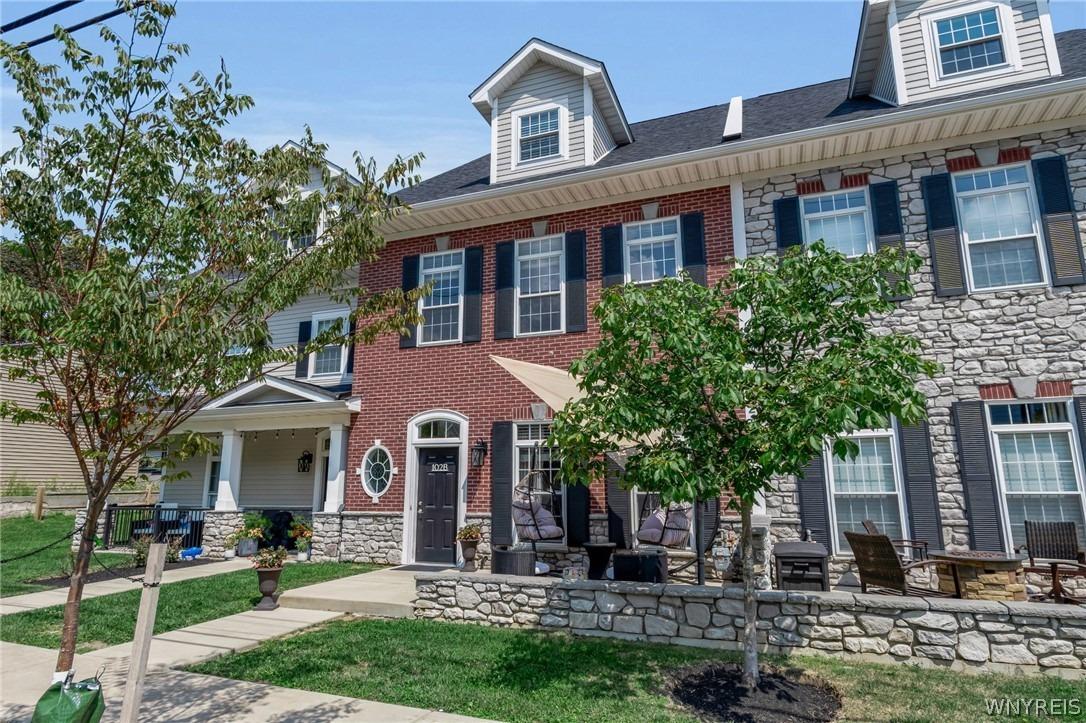 California Dr, Buffalo, NY 14221