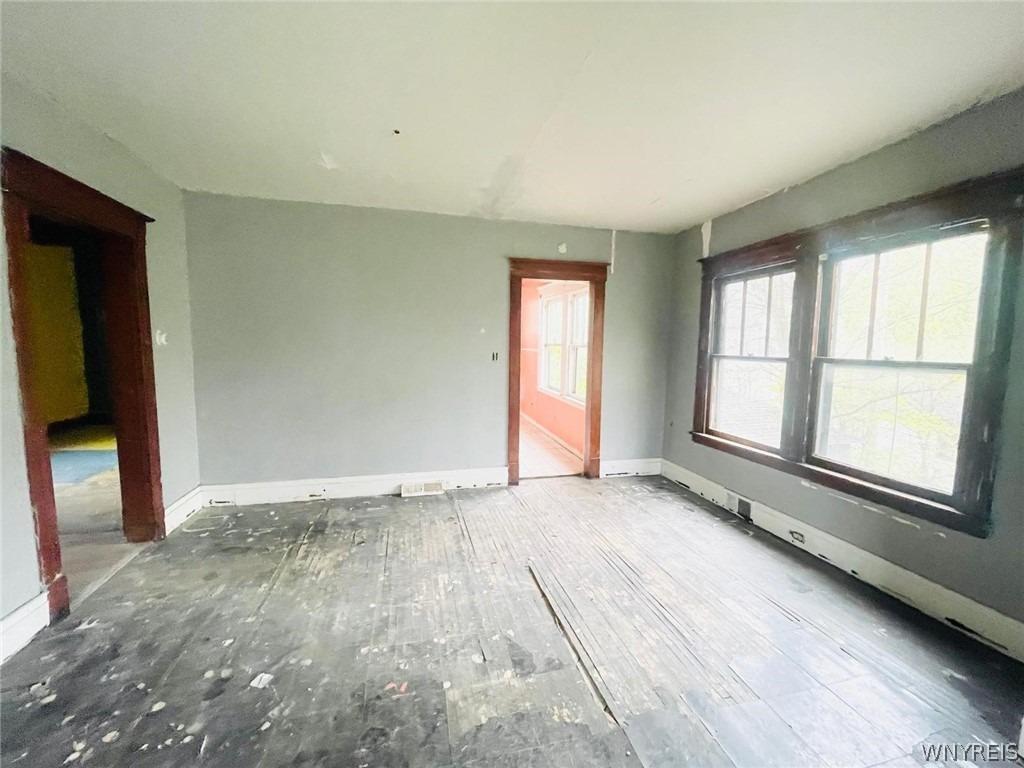 Stratford Rd, Buffalo, NY 14216