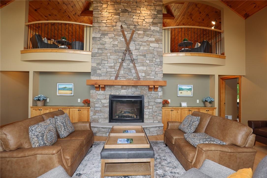 Cliffside Dr, Canandaigua, NY 14424