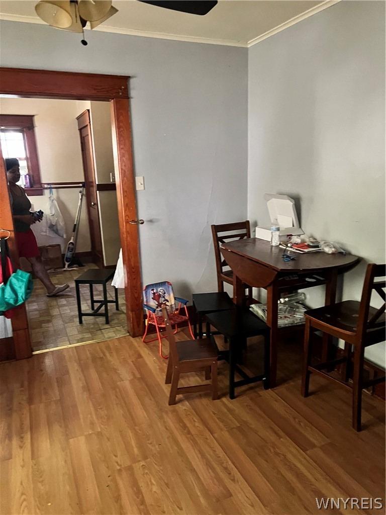 Willow Ave, Niagara Falls, NY 14305