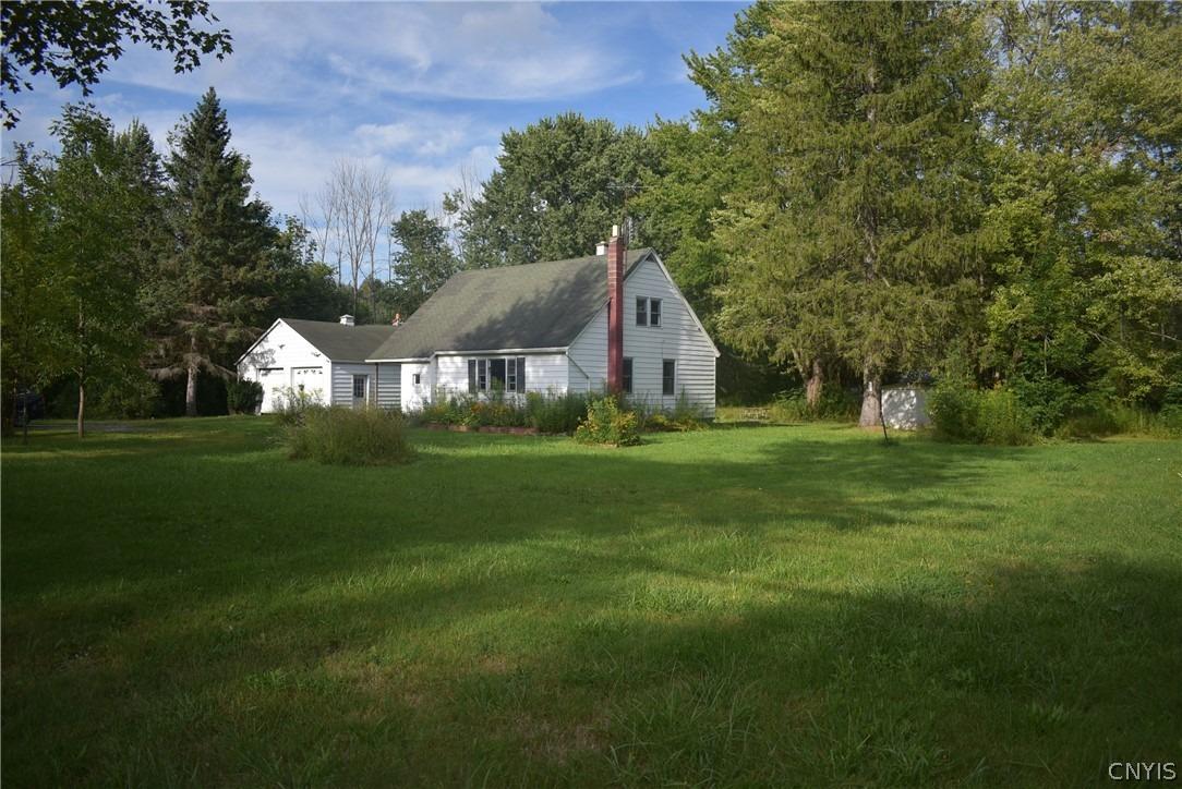 Oswego Rd, Baldwinsville, NY 13027