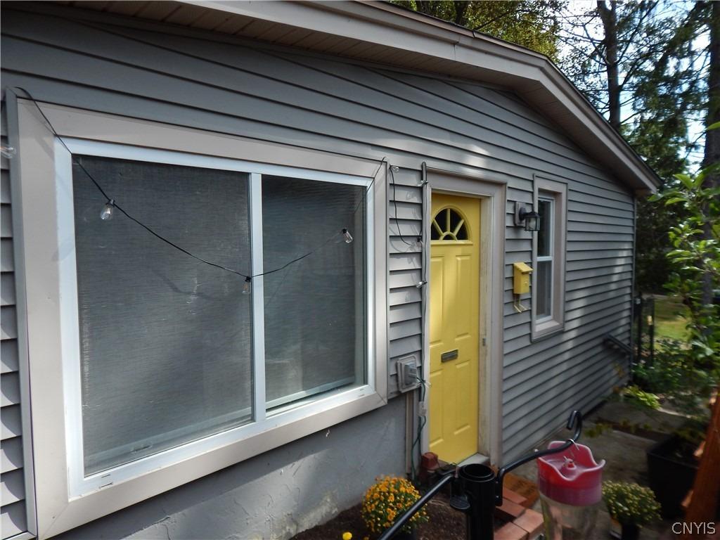1/2 Elderkin Ave, Camillus, NY 13031