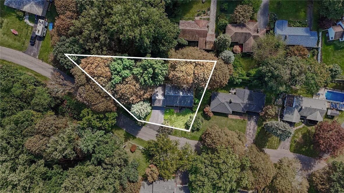 Scotch Ln, Rochester, NY 14617
