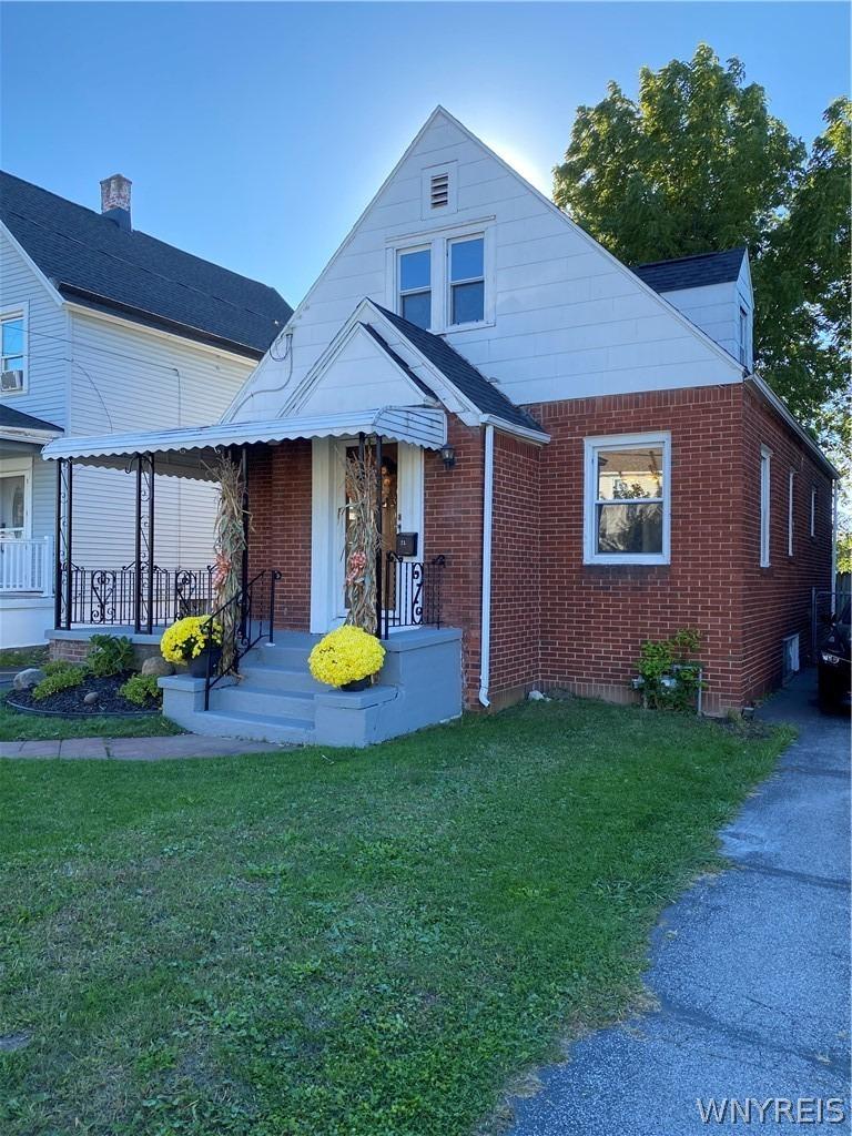 Rosary Ave, Buffalo, NY 14218