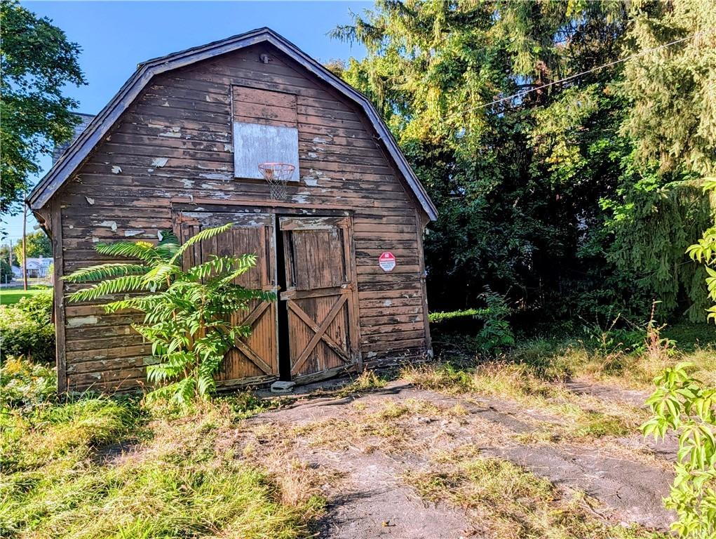 W Gray St, Elmira, NY 14905