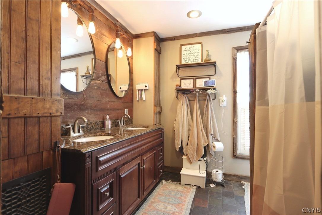 Goodnough St, Adams Center, NY 13606