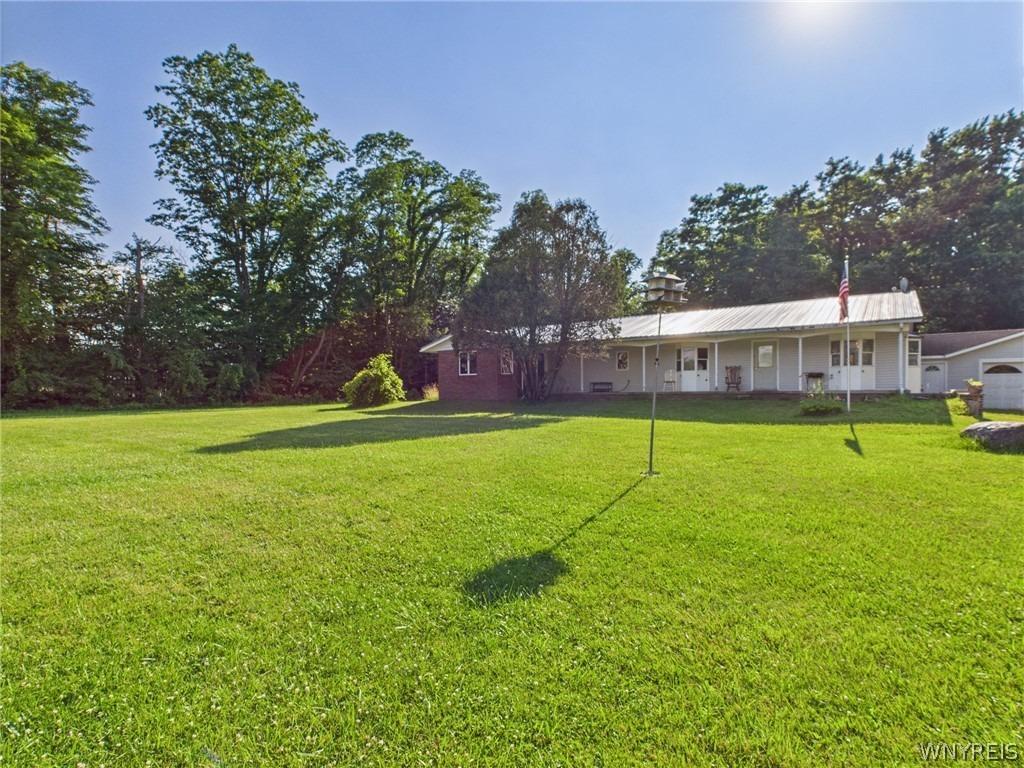 Lake Ave, Brocton, NY 14716