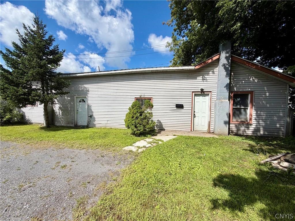 Vanduzee St, Watertown, NY 13601