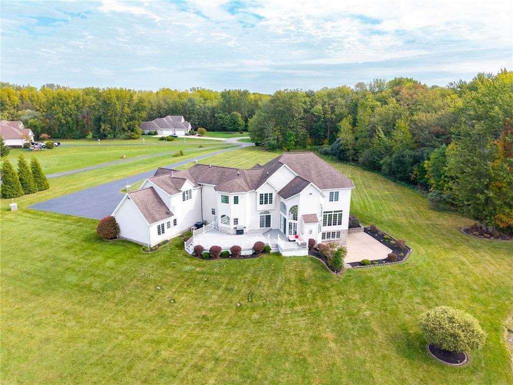 Stablegate Dr, Webster, NY 14580