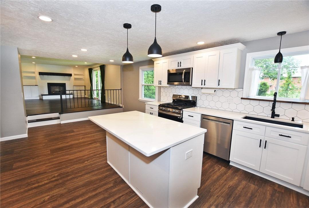 Ezio Dr, Rochester, NY 14606