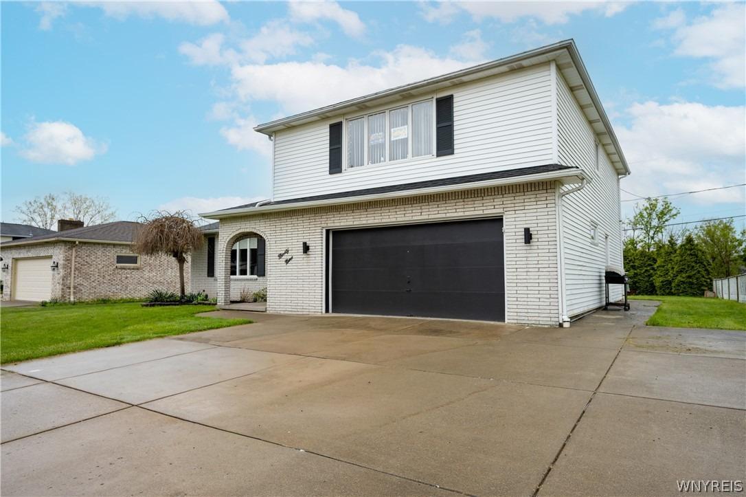 S Prince Dr, Depew, NY 14043