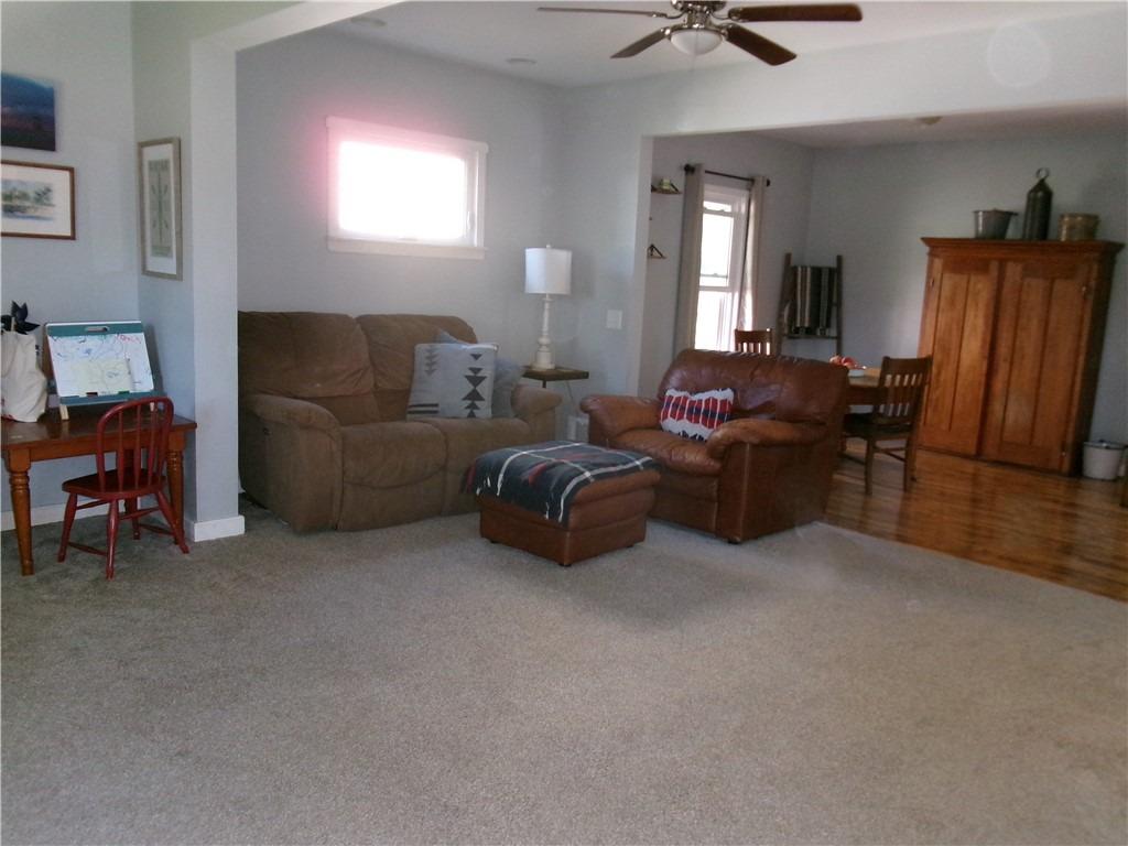 Bennington Dr, Rochester, NY 14616