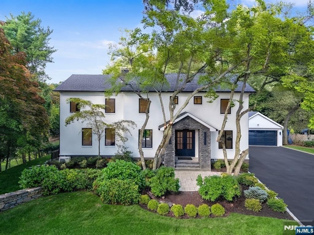 Hudson Ave, Tenafly, NJ 07670