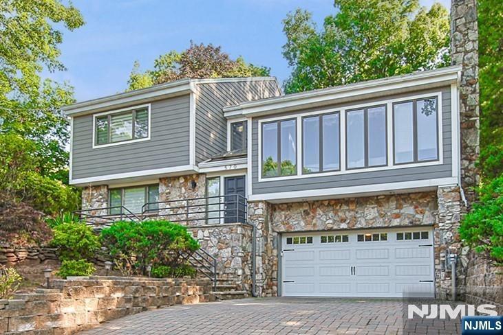 Grandview Ter, Leonia, NJ 07605