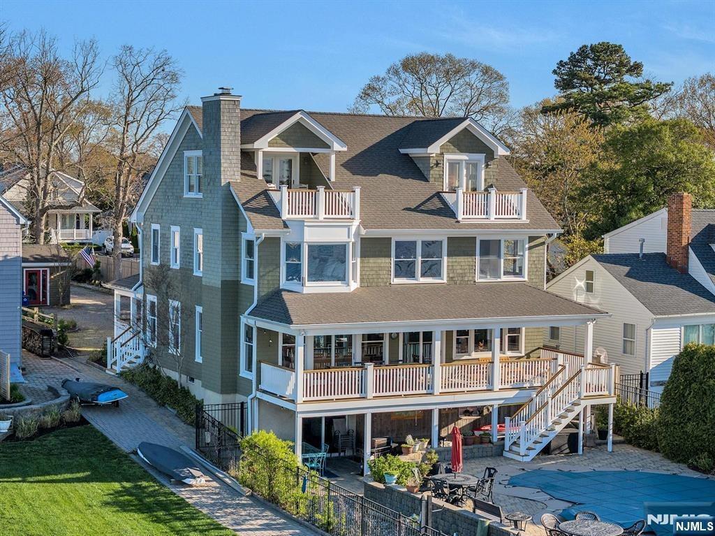 Point Ave, Brick, NJ 08724