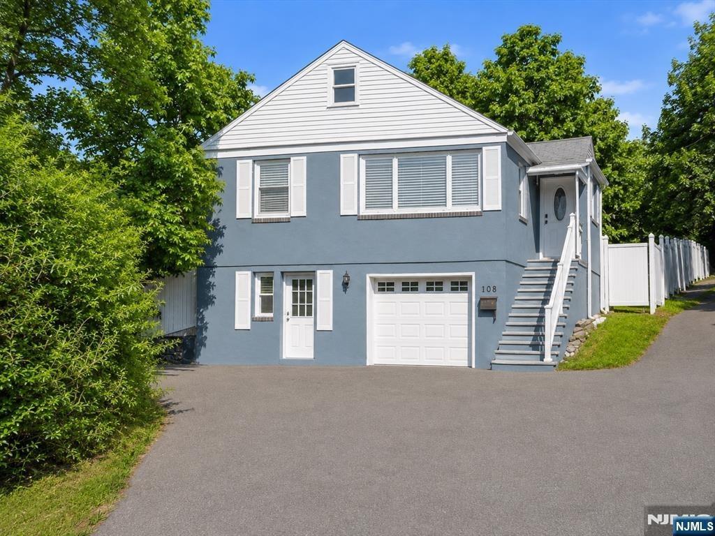 County Rd, Tenafly, NJ 07670