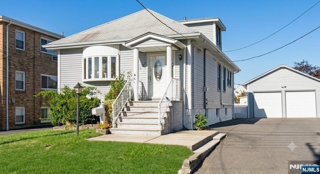 Schuyler Ave, Kearny, NJ 07032
