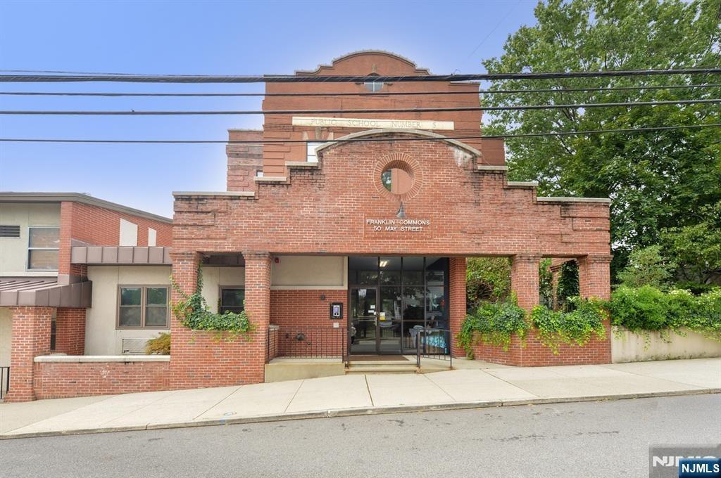 May St, Hawthorne, NJ 07506