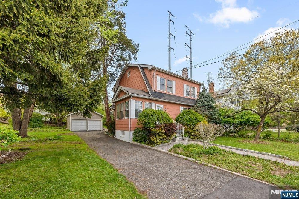 Pleasant Valley Way, West Orange, NJ 07052
